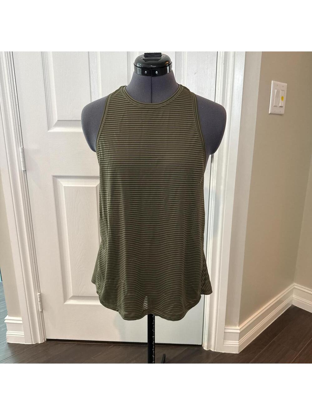 Lululemon Women's Green and Khaki Vests-tanks-cami